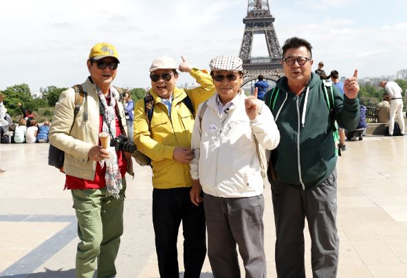 Asian in Paris